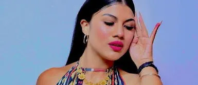 Brunella Torpoco acapara con la tendencia demedias deportivas Brunella Torpoco paraliza las calles de New York con una tendencia abrazadora de los años 90