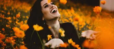 Esta carta abierta está dirigida hacia todas las mujeres valientes que buscan triunfar en el amor. Carta a una mujer valiosa: "No dejes que nadie robe tu felicidad"