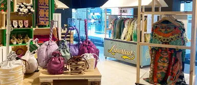 DNI moda peruana DNI, la firma peruana que lleva la moda peruana a la tienda más exclusiva de París