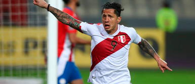 Gianluca Lapadula y Yoshimar Yotún anotaron en el triunfo de la selección peruana Cada vez más cerca: Selección Peruana ganó a Paraguay y jugará el repechaje