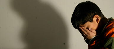 Menor de 9 años de edad quedó el shock tras ser víctima de bulliyng en Chile. Bullying escolar: Padre denuncia que escolares ataron a su hijo para luego arrancarle sus pestañas