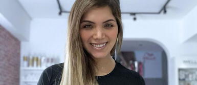 Isabel Acevedo luce un bikini fucsia Isabel Acevedo se sumerge en la bella naturaleza de la selva peruana con un vibrante bikini