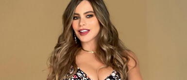 Sofia Vergara y su look como Karol G Sofía Vergara se inspira en Karol G para renovar su imagen con vibrante tinte azul