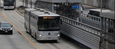 El servicio del Metro de Lima, Metropolitano, Corredores Complementarios y el transporte público atenderá con normalidad. Foto: difusión Transporte Público operará con normalidad tras toque de queda en Lima y Callao