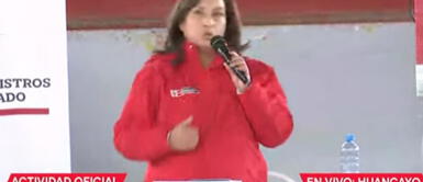 Dina Boluarte participa en la sesión descentralizada junto al gabinete ministerial. Foto: Captura TV Perú Dina Boluarte: esta es la canción que entonó durante el Consejo de Ministros en Huancayo