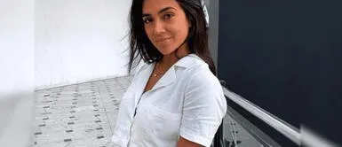 Vania Bludau se luce en Miami con sofisticado vestido Vania Bludau le agrega sofisticación a su andar en Miami con zapatos square toes y vestido glam