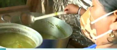 Madres de ollas comunes entre lágrimas piden ayuda: ¿Dónde está el presidente? Madres de ollas comunes entre lágrimas piden ayuda: "¿Dónde está el presidente?"