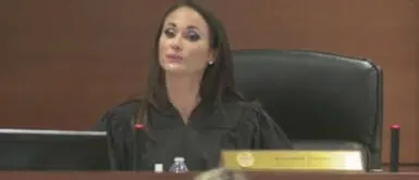 Mujer dijo que un mes sin ver a su Sugar Daddy, significa perder 8 mil dólares. Video: mujer asegura que no puede ser jurado para un juicio porque no podría ver a su “sugar daddy”