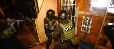 PNP capturó a los integrantes de la banda criminal que se dedicaba al robo de autos. PNP atrapa a ‘Los Bravos del Sur’ que se dedicaban al robo de autos