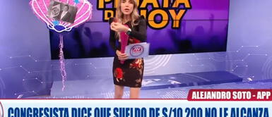 Juliana Oxenford no toleró los comentarios del congresista Alejandro Soto Reyes sobre su sueldo. Juliana Oxenford le dice “caradura” a congresista que señaló que gana 10 mil soles y no le alcanza