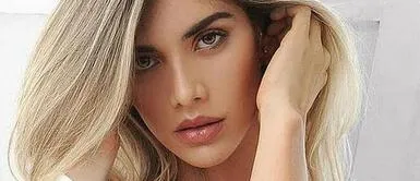 Korina Rivadeneira y look de los 70 Korina Rivadeneira se inspira en la moda de los 70 en fascinante look de estampado paisley