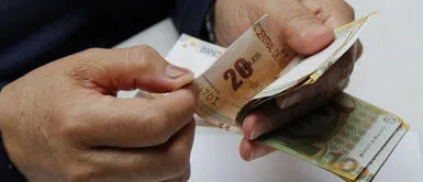 El nuevo Bono Escolaridad 2022 está destinado para los docentes y auxiliares del sector educativo. Bono Escolaridad 2022: ¿Quiénes accederán a la nueva entrega de 400 soles?