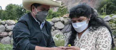 Lilia Paredes celebra este sábado 23 de abril de 2022 su cumpleaños número 49. Foto: Presidencia Pedro Castillo y el emotivo mensaje que le dedicó a su esposa Lilia Paredes por su cumpleaños