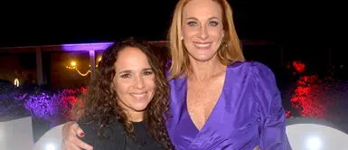 Denisse Dibós y Érika Villalobos Denisse Dibós quiso dar un descanso a Érika Villalobos pero ella no aceptó