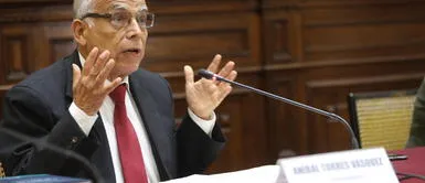 El primer ministro, Aníbal Torres, se presentó este marte en la Comisión de Constitución para exponer el proyecto de la asamblea constituyente. Foto: Congreso. El primer ministro, Aníbal Torres, se presentó este marte en la Comisión de Constitución para exponer el proyecto de la asamblea constituyente. Foto: Congreso.