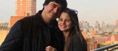 Silvia Núñez, esposa de Jaime Bayly, despliega su belleza y naturalidad al ritmo de un bikini amarillo Silvia Núñez del Arco, esposa de Jaime Bayly, despliega su belleza y naturalidad al ritmo de un bikini amarillo