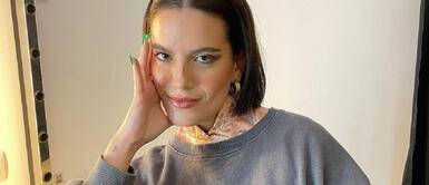 Nicole Zignago nos muestra su exclusivo estilismo al presumir el estampado más elegante para esta temporada Nicole Zignago nos expresa su estilismo british, al presumir el estampado más elegante de la realeza