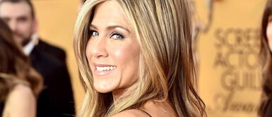 ¿Se te notan las canas? Aplica esta nueva técnica llamada “mechas espiga” y enaltécelas con orgullo ¿Se te notan las canas? Aplica esta nueva técnica llamada “mechas espiga” y enaltécelas con orgullo