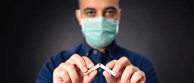 Entre las enfermedades oncológicas causadas por el cigarro se encuentran el cáncer a la nariz, boca, lengua, esófago, faringe, garganta, laringe y pulmón. Fumar en la adolescencia aumenta el riesgo de padecer cáncer y enfermedades cardiovasculares