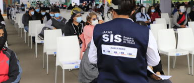 El SIS cuenta con una cobertura integran y gratuita para los afiliados. Foto: SIS. SIS: ¿A cuántos diagnósticos podrán acceder los afiliados y cuáles son los beneficios?