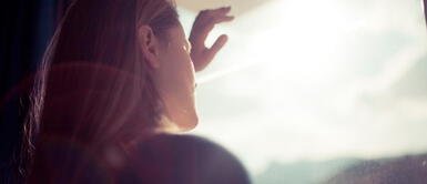 A nivel global uno de cada dos adultos, y nueve de cada diez mujeres postmenopáusicas con osteoporosis, presentan este tipo de deficiencia Deficiencia de vitamina D: ¿Cuáles son los síntomas y qué tan común es en Perú?