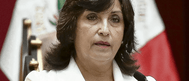 A medias. Dina Boluarte no dio toda la información sobre su relación con el club Apurímac. Foto: Antonio Melgarejo/ La República Congreso: presentan moción para interpelar a la vicepresidente Dina Boluarte