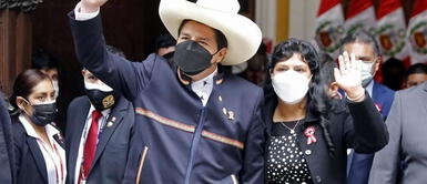 Pedro Castillo y Lilia Paredes: padres de la pareja presidencial cobraron Bono Yanapay. Padres de Pedro Castilo y Lilia Paredes cobraron el bono Yanapay, según portal web del MIDIS