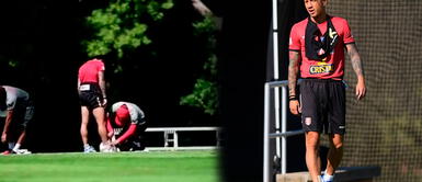 Gianluca Lapadula podría perderse el partido ante Nueva Zelanda por molestia Gianluca Lapadula podría perderse el partido ante Nueva Zelanda por molestia