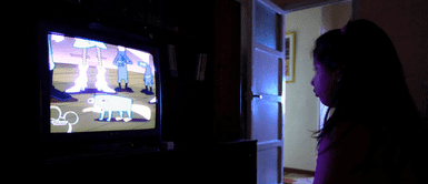 Especialista explica los riesgos de tener el televisor en el dormitorio Especialista explica los riesgos de tener el televisor en el dormitorio