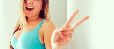 Ale Fuller rompe código de vestimenta en Qatar con el desafiante animal print para alentar a Perú Ale Fuller viaja hasta Qatar presumiendo el desafiante animal print para alentar a Perú