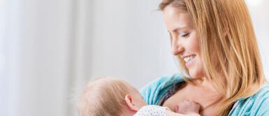 ¿Soñaste que amamantabas a un bebé? Conoce todos los significados y posibles mensajes ocultos. ¿Tienes sueños de amamantar a un bebé? Averigua lo que tu mente te está diciendo con estas interpretaciones