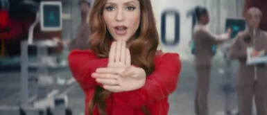 Shakira se muestra inspiradora al lucir vestido unidos a los botines cowboy Shakira se muestra inspiradora al lucir vestido con estilo boho junto a los botines cowboy