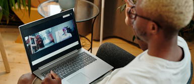 Cyber Wow. Foto: difusión Cuatro señales que indican que debes comprar una nueva laptop