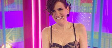 Gigi Mitre nos regala la catedra de cómo estilizar la figura con fascinantes pants Gigi Mitre nos regala la catedra de cómo estilizar la figura con fascinantes pants