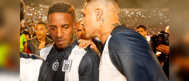 Paolo Guerrero juega en la selección peruana desde el 2004. ¿Paolo Guerrero ganaría fuerte cantidad de dinero si juega en Alianza Lima?