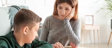 La madre puede solicitar la pena de cárcel en caso el padre no pague la pensión de alimentos. Pensión de Alimentos: ¿Cómo solicitar la pena de cárcel si el padre no cumple?