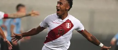 Renato Tapia está en los planes del Real Valladolid de España Renato Tapia está a un paso de llegar a un equipo histórico de España | FOTO