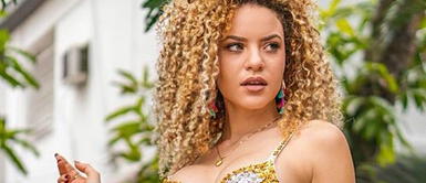 Lisandra Lizama le hace oda a un vibrante conjunto de Zara, celebrando sus primeros días de casada Lisandra Lizama le hace oda a un vibrante conjunto de Zara, celebrando sus primeros días de casada