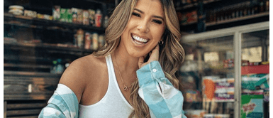 Yahaira Plasencia trae la vitamina C a Puerto Rico para los Premios Juventud Yahaira Plasencia le inyecta vitamina C a Puerto Rico para los Premios Juventud con candente bikini