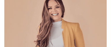 Andrea San Martín se reinventa con su atractivo poder urbano liderado por un aclamado jean Andrea San Martín fusiona el estilismo urbano con el comfy con el aclamado jean culotte