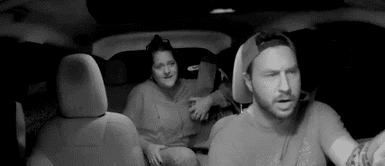 Taxista de aplicativo baja del auto a pasajera por comentarios racistas y se vuelve viral Conductor de aplicativo baja del auto a pasajera por comentarios racistas y se vuelve viral