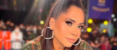 Katia Palma con look de animal print Katia Palma da cátedra de glamour con un outfit gobernado por el leopardo y las transparencias