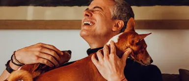 Diego Bertie fue un amante de los animalitos. Sus perros fueron Kali y Lúa. Diego Bertie y su mascota, su gran amor: conoce quién fue la 'reina' de su vida | FOTO