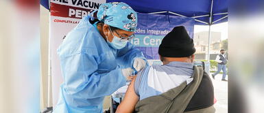 Sigue las medidas de bioseguridad para prevenir el coronavirus. ¿Dónde vacunarán hasta las 19:00 horas hoy domingo 7 de agosto?