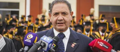 José Luis Gavidia, ministro de Defensa Ministro Gavidia y sus costosos gustos: carnes finas y milhojas de fresas