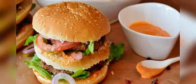 Nutricionista brinda recomendaciones para evitar riesgos de cáncer de mama. Cáncer de mama: Conoce 4 hábitos saludables para prevenir esta afección