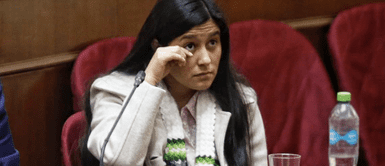 Yenifer Paredes: cuñada del presidente Pedro Castillo, se entregó a la Fiscalía Yenifer Paredes: cuñada del presidente Pedro Castillo, se entregó a la Fiscalía