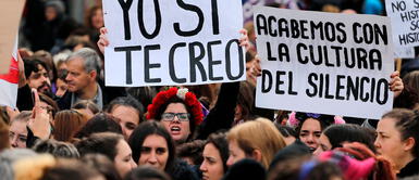 Hijo ayudó a su madre a atrapar a los hombres que la violaron hace 30 años Hijo ayudó a su madre a atrapar a los sujetos que abusaron de ella hace 30 años