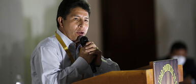 Pedro Castillo en Sechura Castillo tiene nuevo lapsus: saludó a Huánuco, Piura y Arequipa por su “independencia” | VIDEO