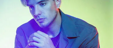 El hijo de Eugenio Derbez Eugenio Derbez: hija menor canta con su hermano Vadhir y sorprende con su bella voz